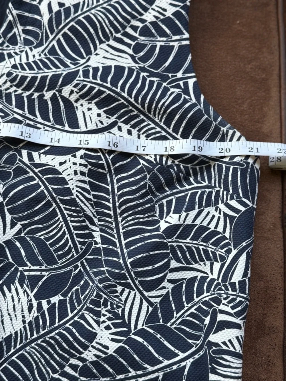 💒 Brooks Brothers Navy and White Leaf-Print Sleeveless Dress - Picture 5 of 8